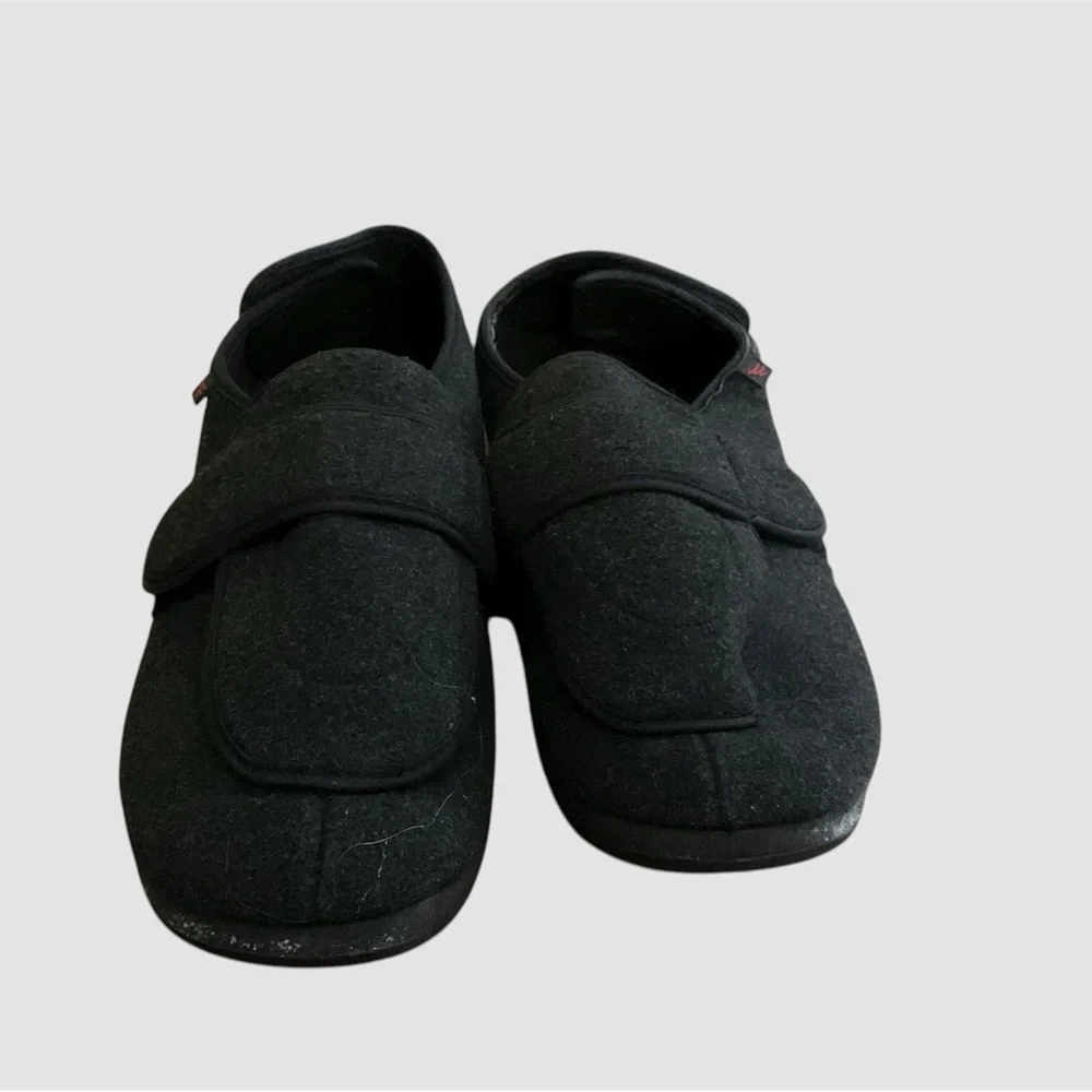 MENS SIZE 14 LESVAGO DIABETIC SHOE BLACK HOUSE/LOUNGE SHOES, GENTLY WORN - Picture 2 of 3